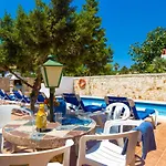 Casa Blanca By Cala Blanca (Menorca)